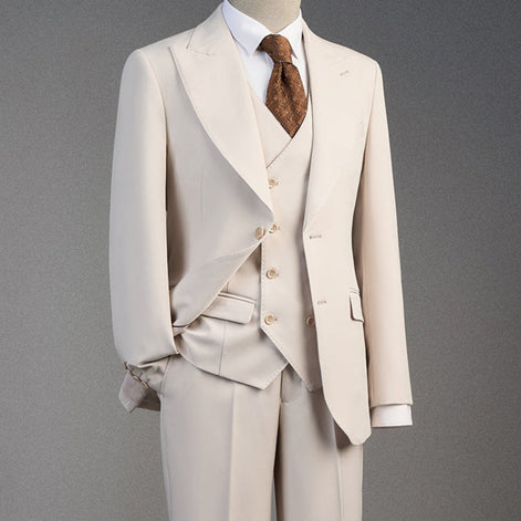 Ivory beige 3-piece suit with oversized peak lapels front view |
