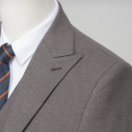 Men's Two-button Three-piece Suit with  Peaked Lapel