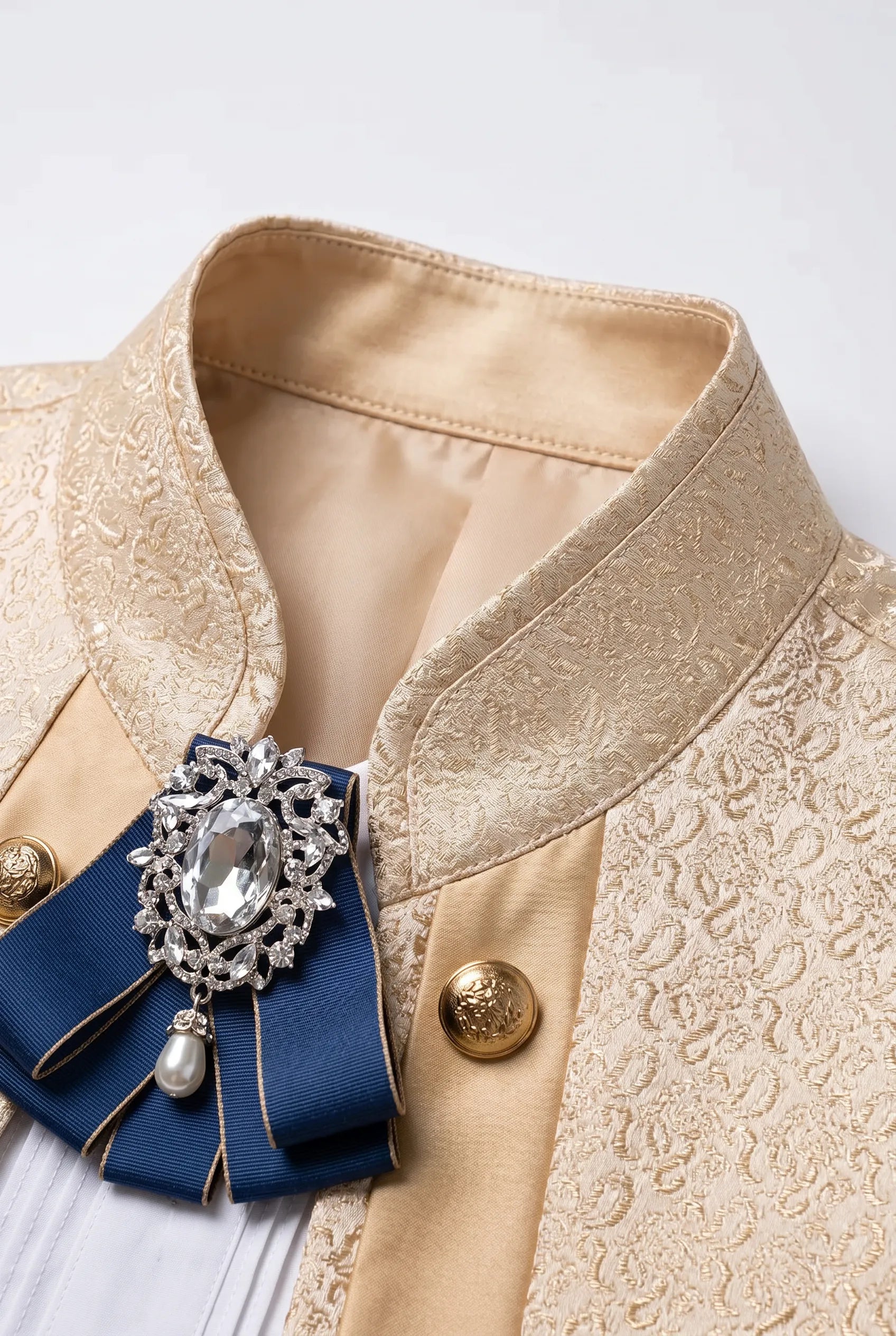 Amber Mirage - Champagne Paisley Jacquard 3-Piece Tuxedo