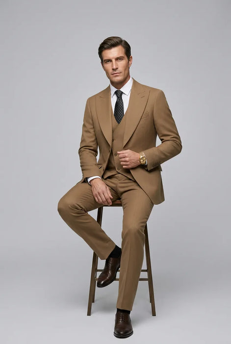 Men’s Classic Brown 3-Piece Barge Collar Suit