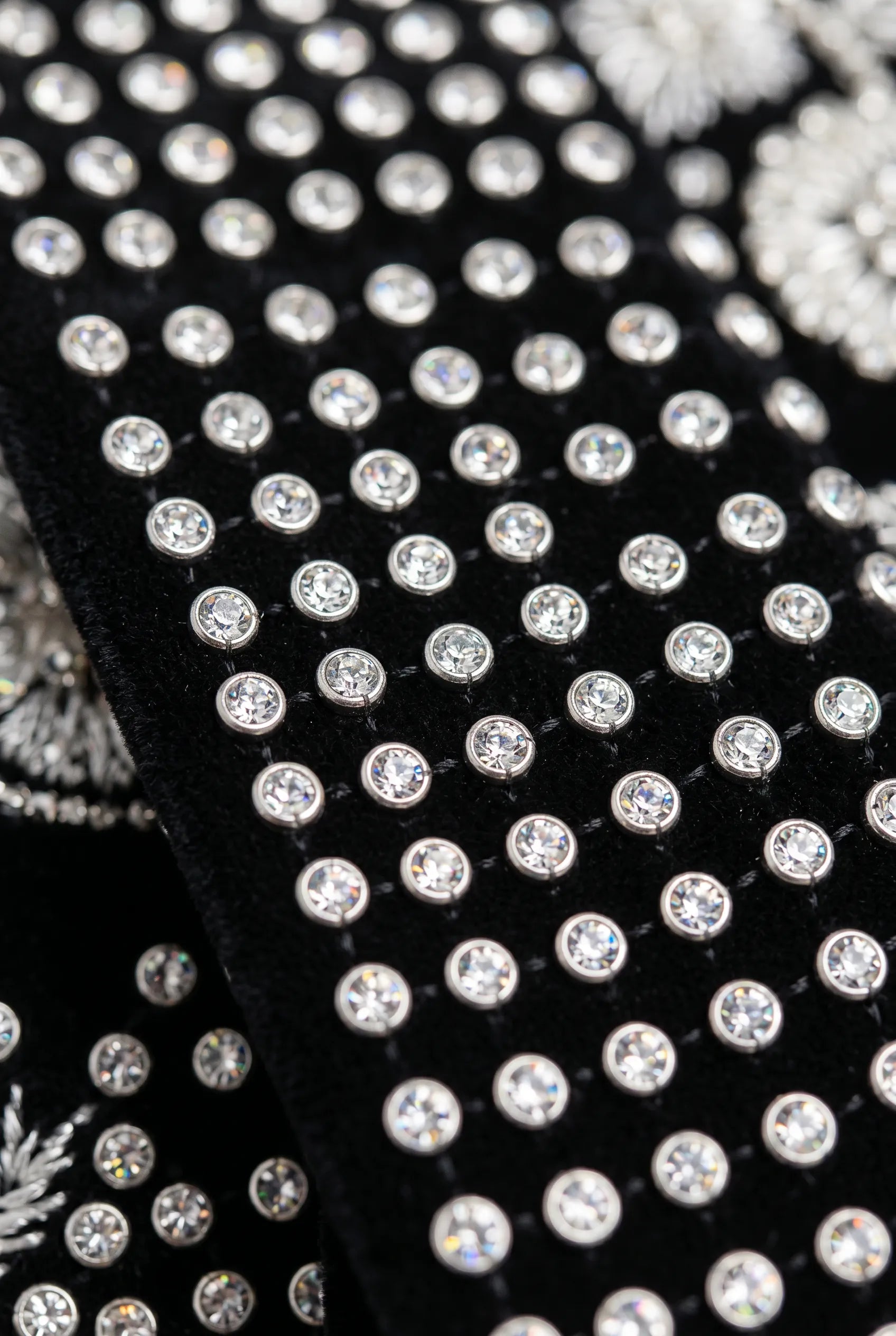 Argentum Sovereign - Silver Crystal Double-Breasted Tuxedo