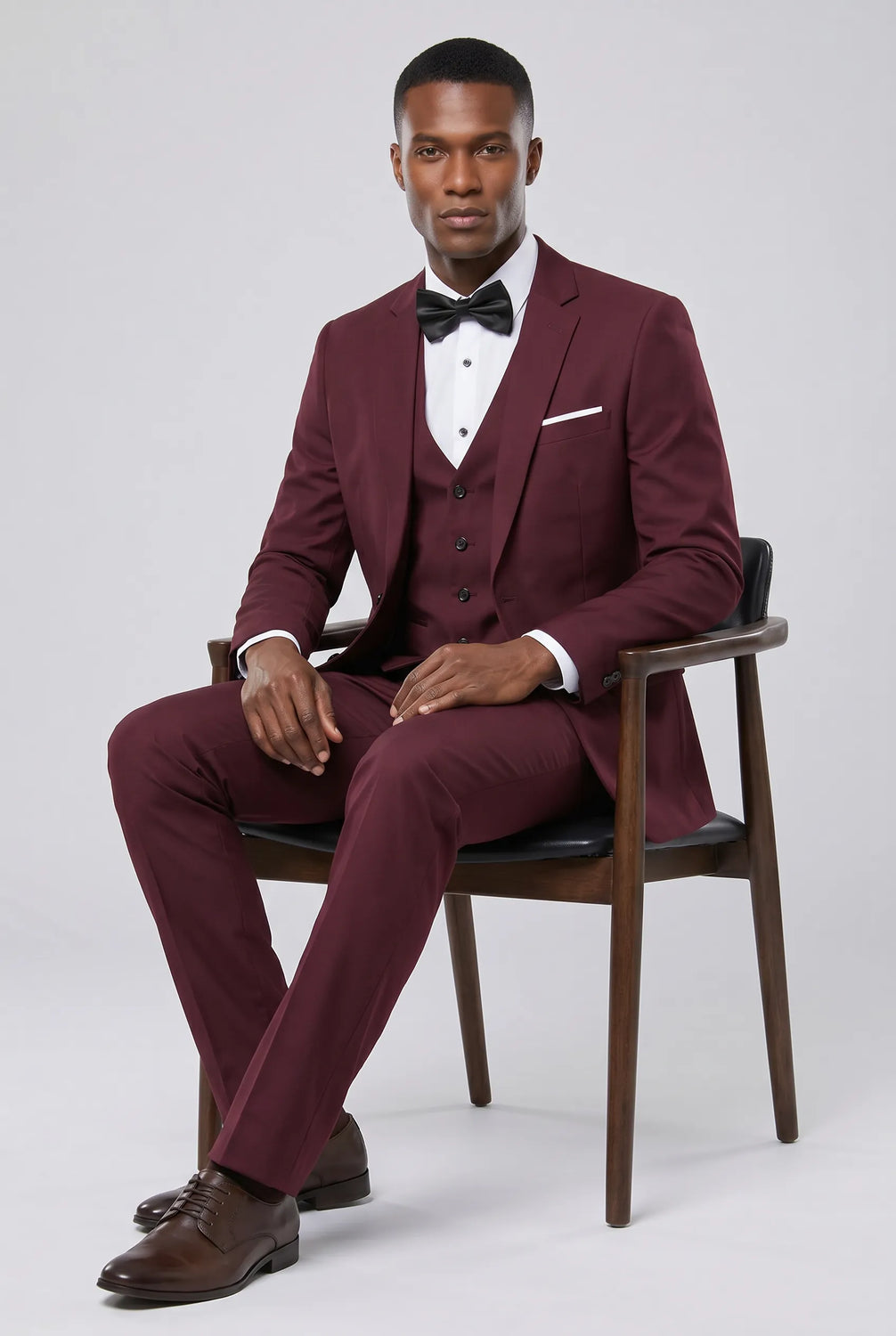 Bordeaux Citadel - Burgundy Essential 3-Piece Suit