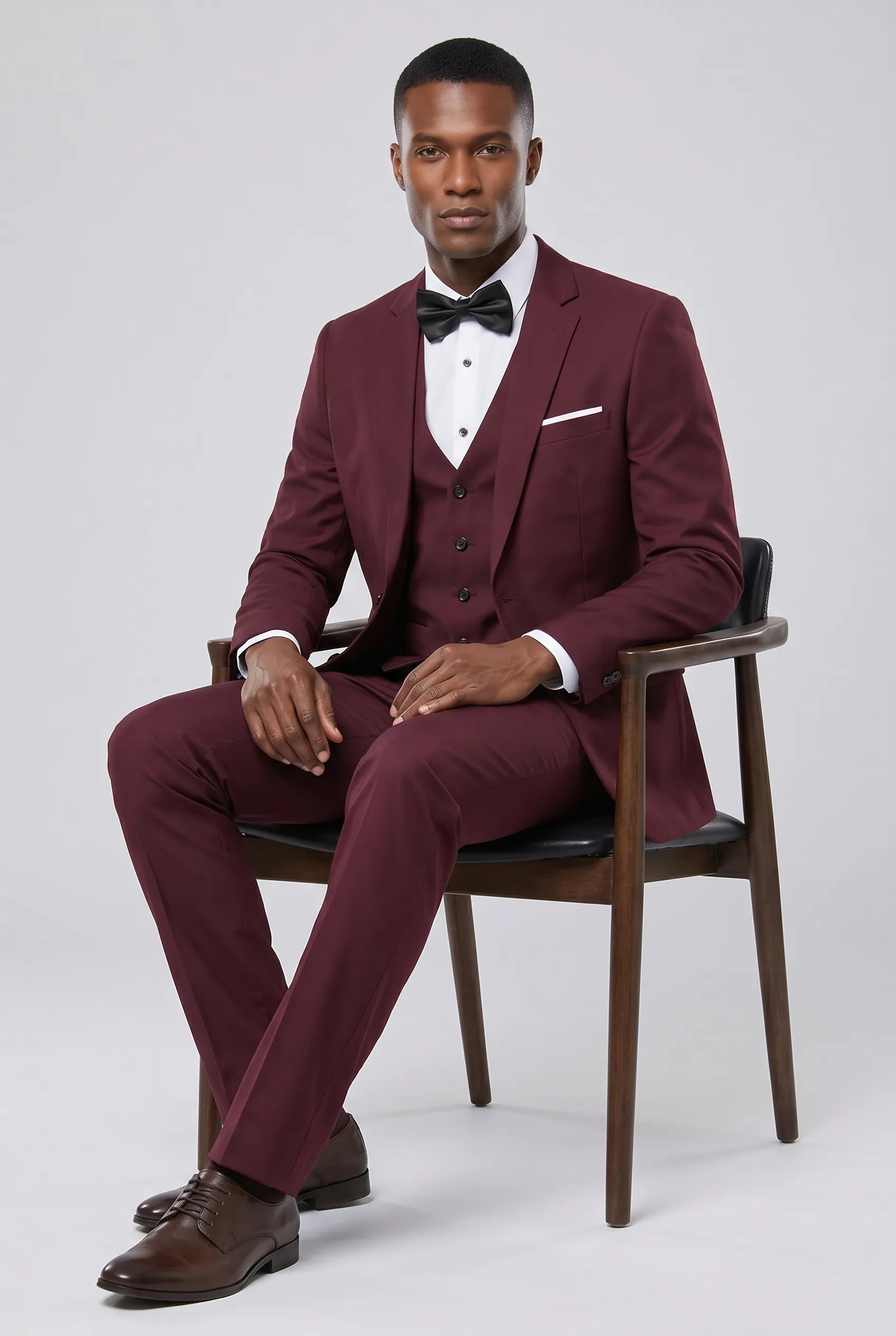 Bordeaux Citadel - Burgundy Essential 3-Piece Suit