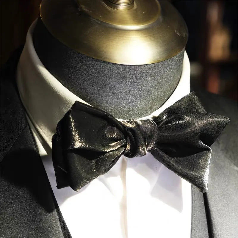 Noctis Prestige - Gilded Metallic Silk Bow Tie