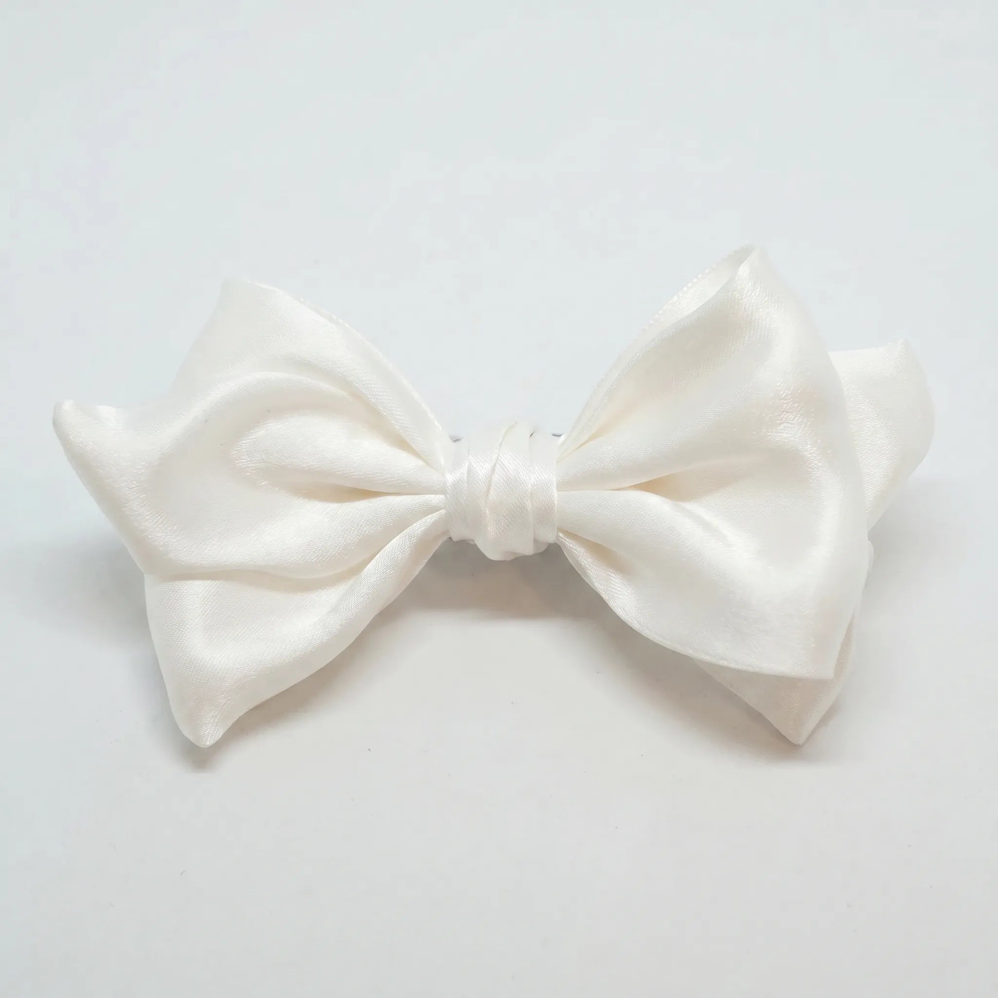 Noctis Prestige - Gilded Metallic Silk Bow Tie